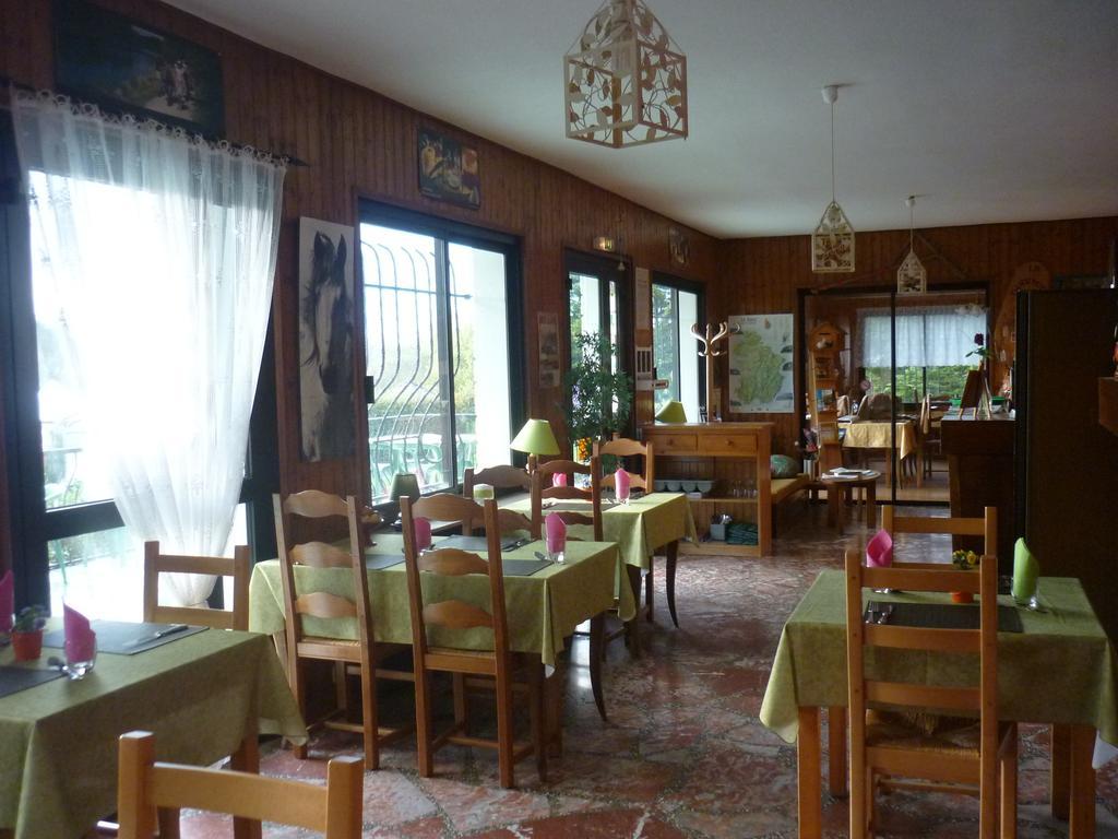 Hotel Restaurant La Chaumiere Du Lac كلارفوكس لي لاكس المظهر الخارجي الصورة