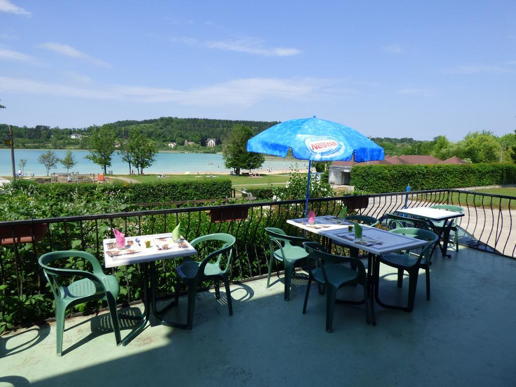 Hotel Restaurant La Chaumiere Du Lac كلارفوكس لي لاكس المظهر الخارجي الصورة